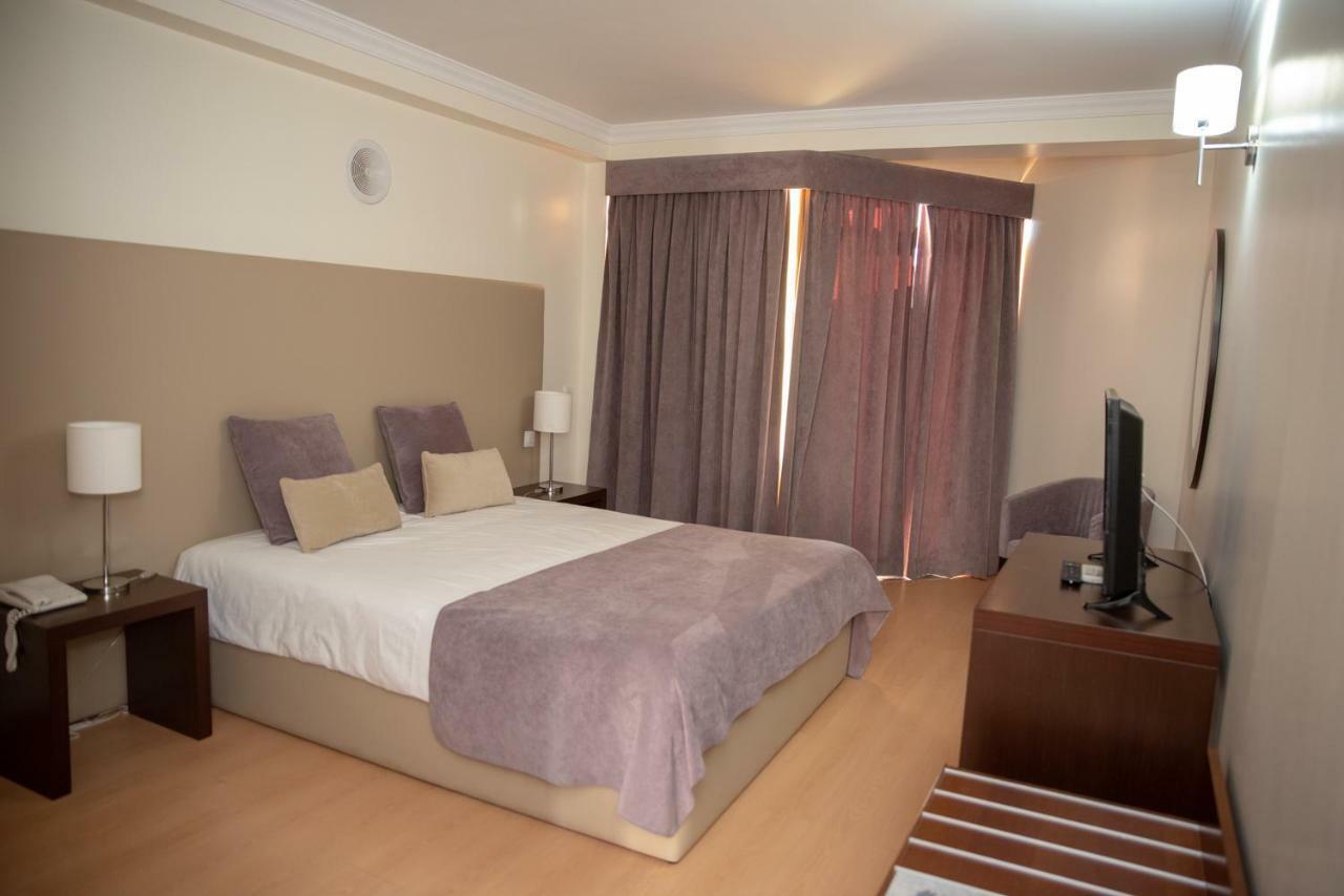 Hotel Quinta Do Viso มิรานดา โด คอร์โว ภายนอก รูปภาพ