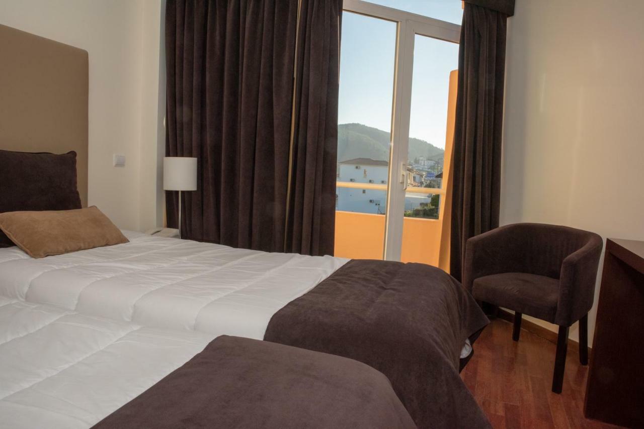 Hotel Quinta Do Viso มิรานดา โด คอร์โว ภายนอก รูปภาพ